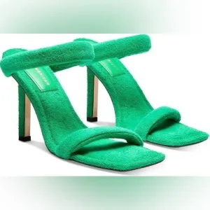 NIB GOOD AMERICAN TERRY SLIP ON SANDALS IN GREEN