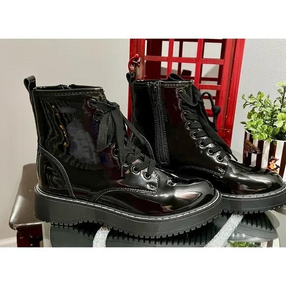 NIB! Madden Girl Platform Patent Leather Combat Boots!