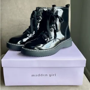 NIB! Madden Girl Platform Patent Leather Combat Boots!