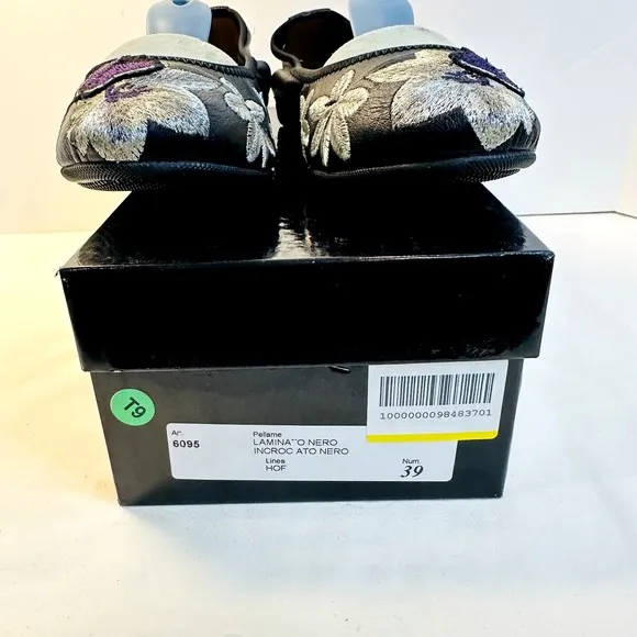 NIB Mally Women Black Leather Embroidered Silver Flower Ballet Flats SZ 39 Italy
