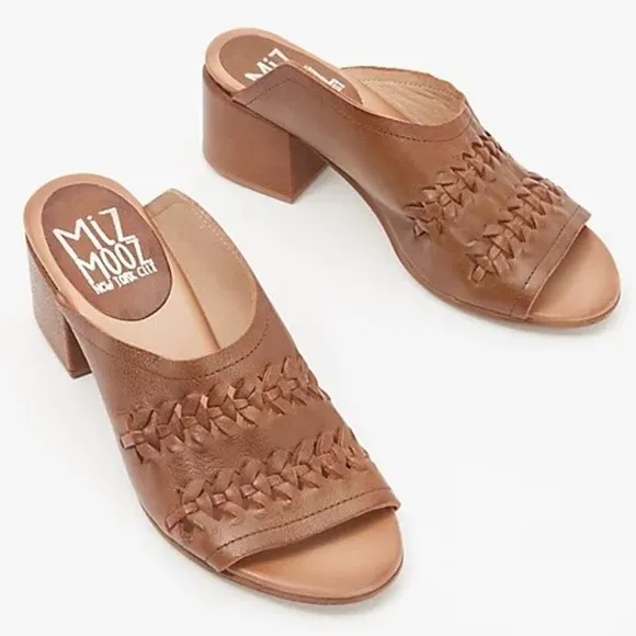NIB Miz Mooz Briar 39 8.5-9 Whipstitch Leather Heeled Slide Sandal Brandy Brown