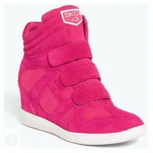 NIB SKECHERS Raise The Bar SKCH 3 Hidden Wedge High Sneaker Ankle Booties pink