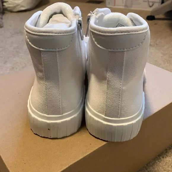 NIB Steve Madden Chanced White High Top Platform Sneakers  8.5 Leather &amp; Canvas