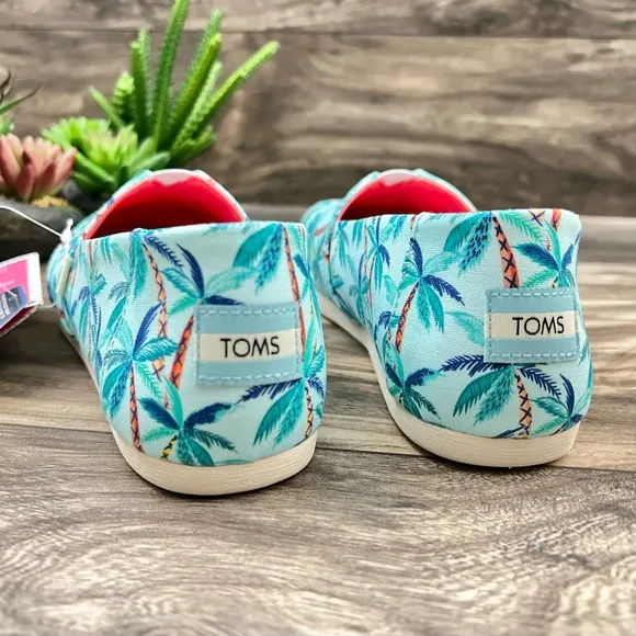 NIB Toms Alpargata Loafer Flats Soft Blue Paper Source Palm Trees Print 8