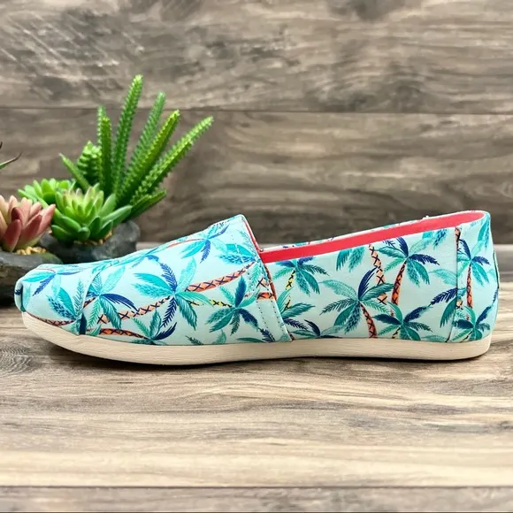 NIB Toms Alpargata Loafer Flats Soft Blue Paper Source Palm Trees Print 8