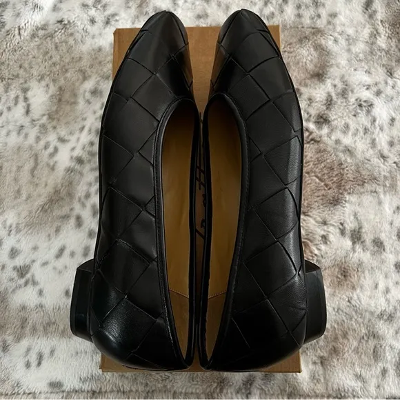 NIB Trotters Black Leather Ballet Flats Memory Foam “Hanny” sz 10 Wide