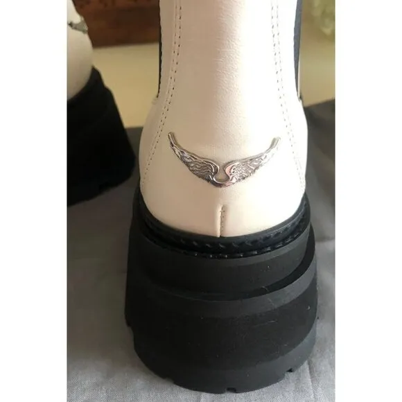 NIB Zadig &amp; Voltaire Chelsea Boots White with Wing Charm Leather Size 39 / US 8