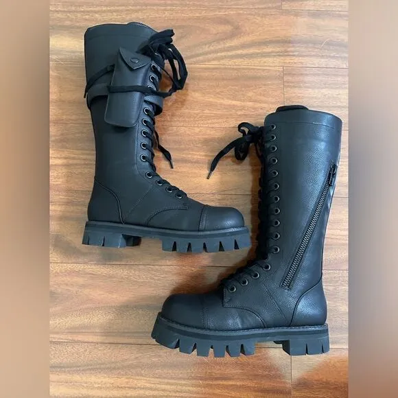 NIB Widow goth bring the pain mini pocket combat boots Sz 7 Halloween