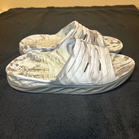Nice!! Hoka One One Camouflage Slide Slip On Sandals  Unisex Size M9, W11