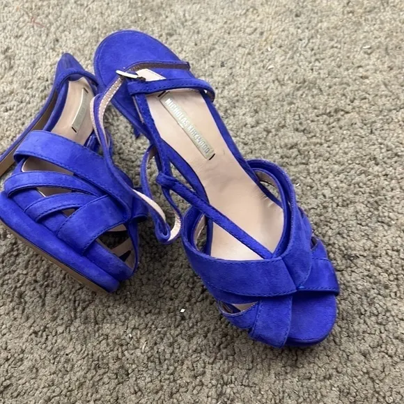 Nicholas Kirkwood Suede T-Strap Sandals