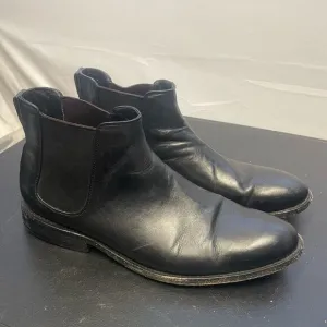 Nicole Leather Chelsea Boots