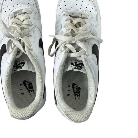 Nike Air Force 1 ‘07 Low Sneakers Siz 10.5
