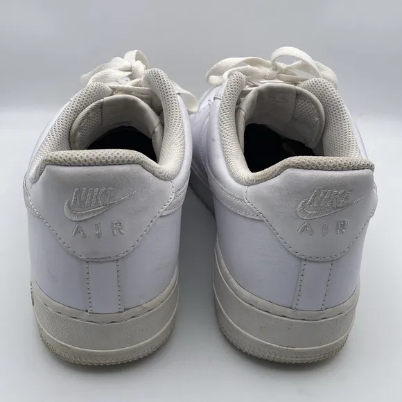 Nike Air Force 1 ‘07 Triple White Men's Low Top Sneakers 315122-111 Size 8.5