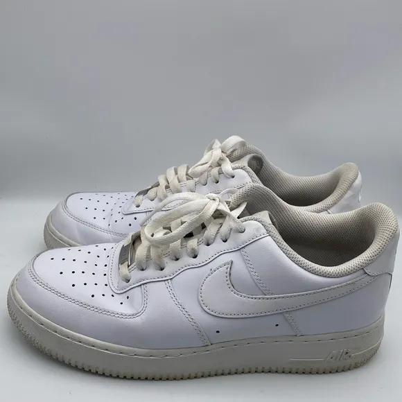 Nike Air Force 1 ‘07 Triple White Men's Low Top Sneakers 315122-111 Size 8.5
