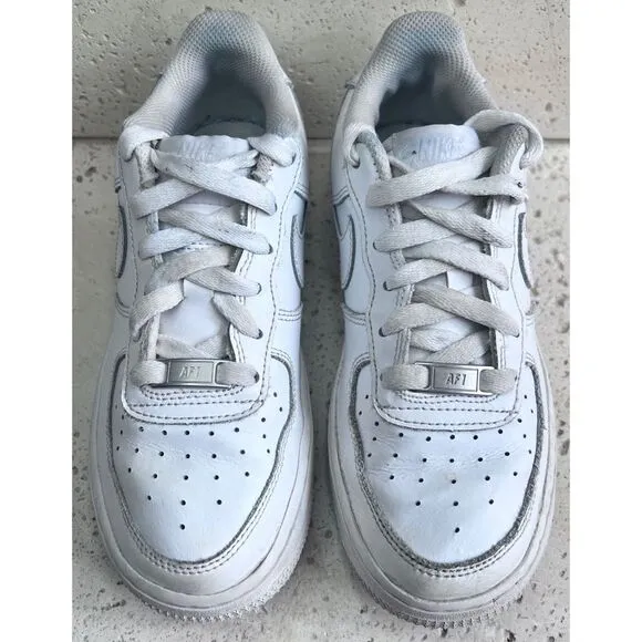 Nike Air Force 1 '07 Low Top Sneakers Triple White DH2920-111 Size 4 Youth