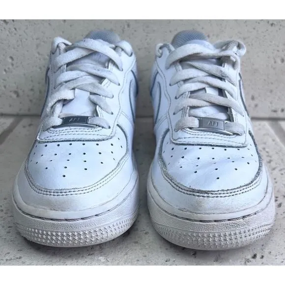 Nike Air Force 1 '07 Low Top Sneakers Triple White DH2920-111 Size 4 Youth