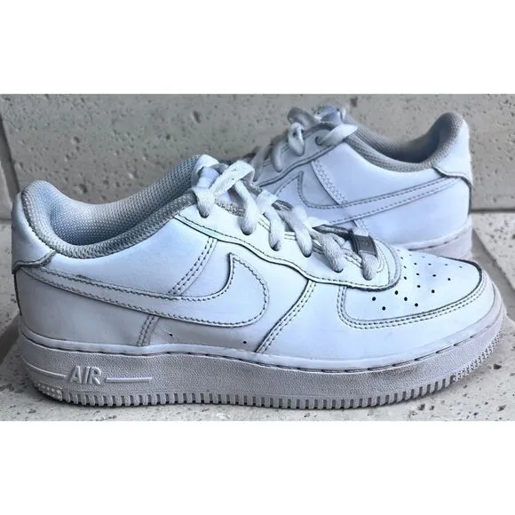 Nike Air Force 1 '07 Low Top Sneakers Triple White DH2920-111 Size 4 Youth