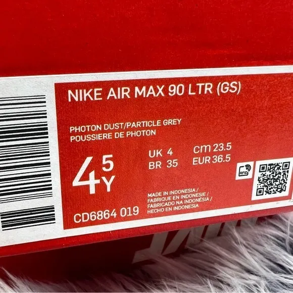 Nike Air Max 90 LTR Sneakers