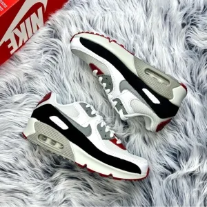 Nike Air Max 90 LTR Sneakers