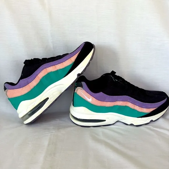 Nike Air Max 95 Sneakers Black Multicolor Kids Youth 5.5 Women’s 7