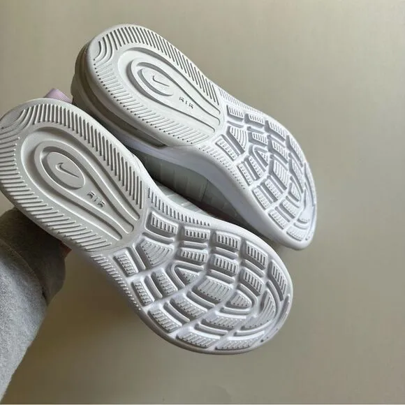 Nike Air Max Axis 'Iced Lilac Photon Dust' GS Sneakers