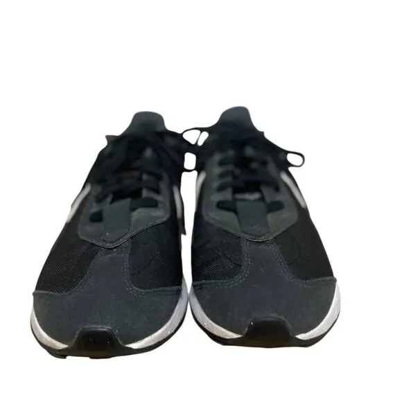 Nike Air Max Pre-Day Mens Size 9.5 Black White Low Top Casual Athletic Sneakers