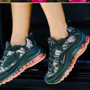 Nike Air Max 98 camo floral low-top sneakers