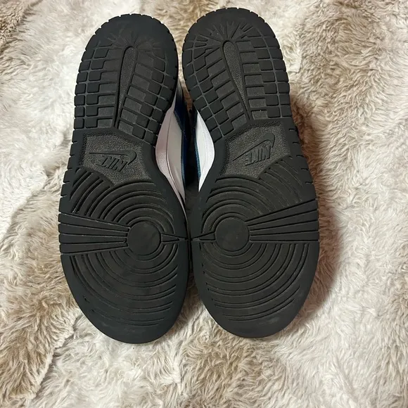 Nike Black and White Low-Top Sneakers
