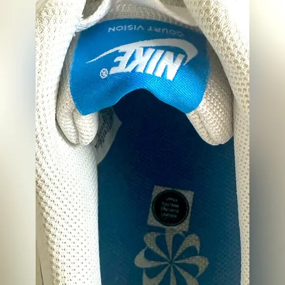Nike Court Vision Low Sneakers sz 11
