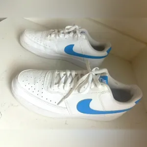 Nike Court Vision Low Sneakers sz 11