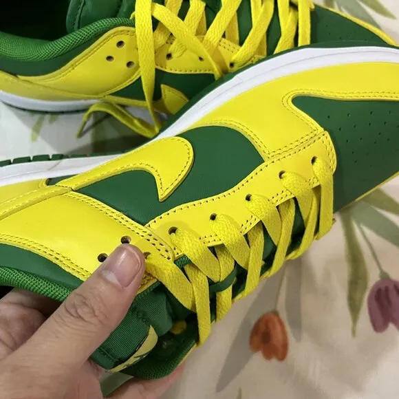 Nike Dunk Low Low-Top Sneakers