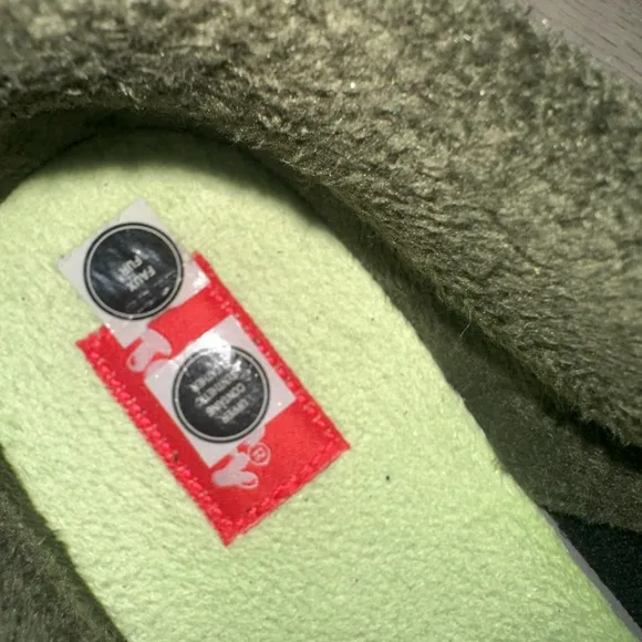 Nike Dunk Low Toasty Sequioa Green and Orange Sneakers with Suede Finish