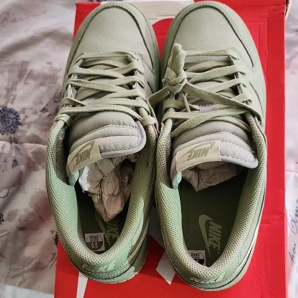 Nike Green Sneakers Classic Low-Top Suede