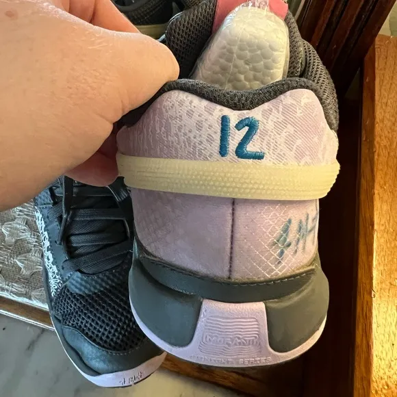 NIKE Ja 1 Personal Touch Low Top Sneakers Gunmetal Grey Lilac Purple Boy's Sz 6