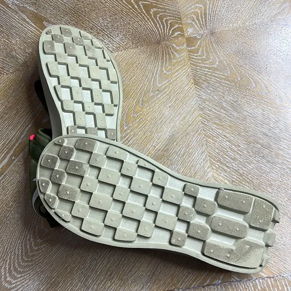 NIKE Men’s Vista Strap Sandals Slides DJ6606-300 Rough Green / Olive 15
