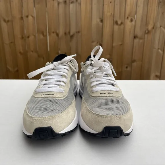 Nike Waffle One Low Summit White (GS) Size 7Y/8.5 Women’s