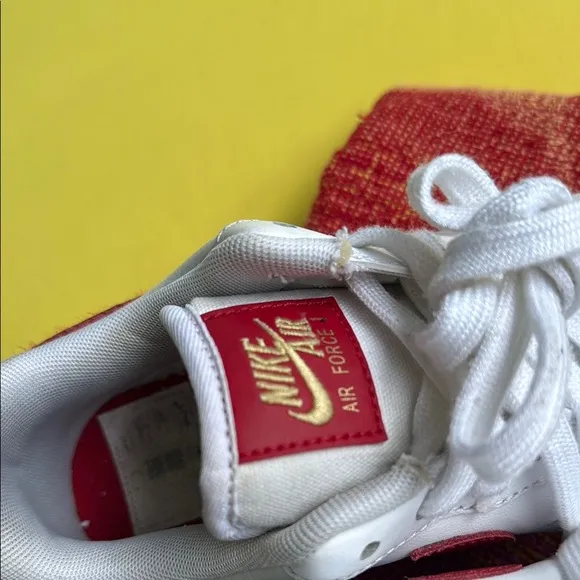 Nike White and Red Sneakers Classic Low-Top Design