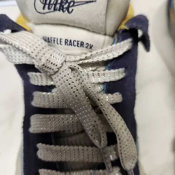 Nike Womens Waffle Racer 2 Low Top Lace Up Sneakers US 9