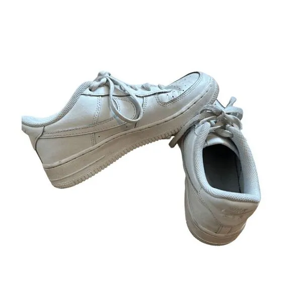 Nike Womens White Lace Up Air Force 1 Low Top Casual Sneakers Size 8.5