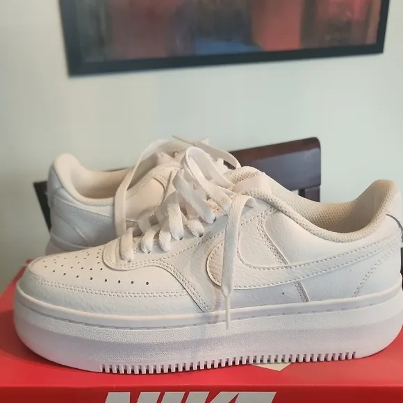 Nike Womens White Sneakers