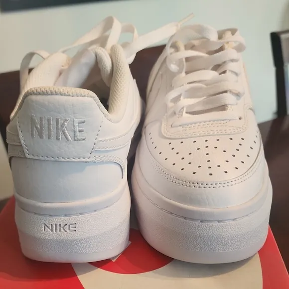 Nike Womens White Sneakers
