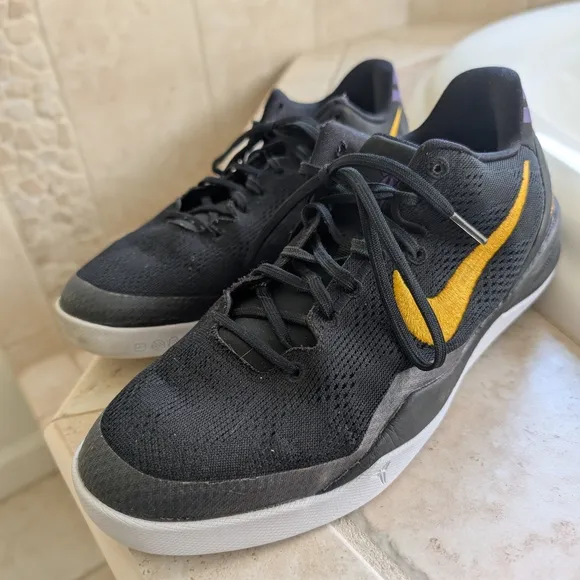 Nike Yellow and Black Low-Top Sneakers with Breathable Mesh