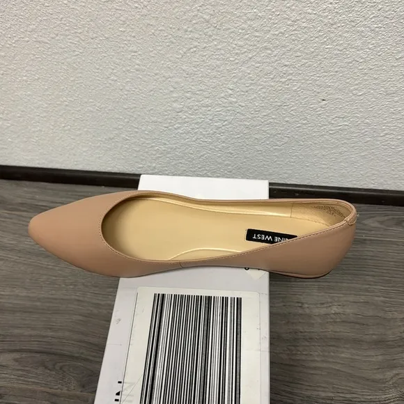 Nine West Women's Speakup Almond Toe Slip-On Flats (WIDE)