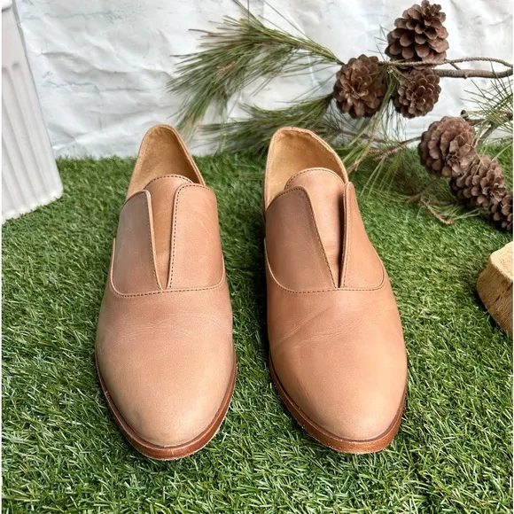NISOLO Emma d’Orsay Oxford Almond flats size  10 women gently used 🌷