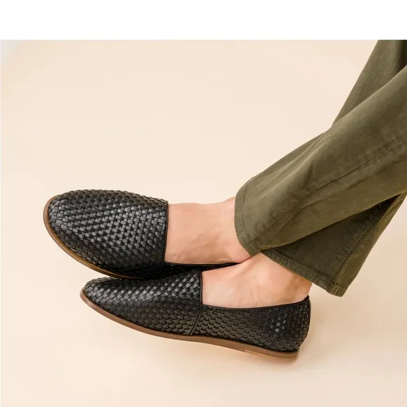 Nisolo Woven Slip-On Loafers Flats Black size 10