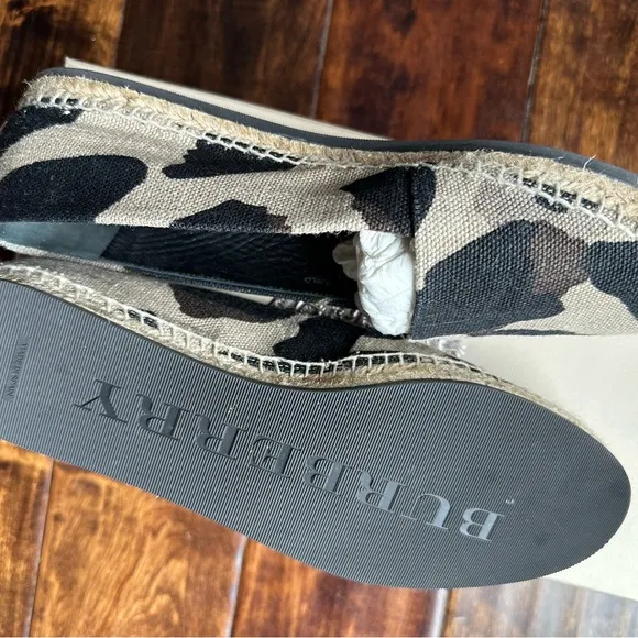 ***NWB*** Burberry Brit Canvas Printed Espadrille EU 39