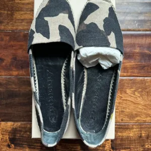 ***NWB*** Burberry Brit Canvas Printed Espadrille EU 39