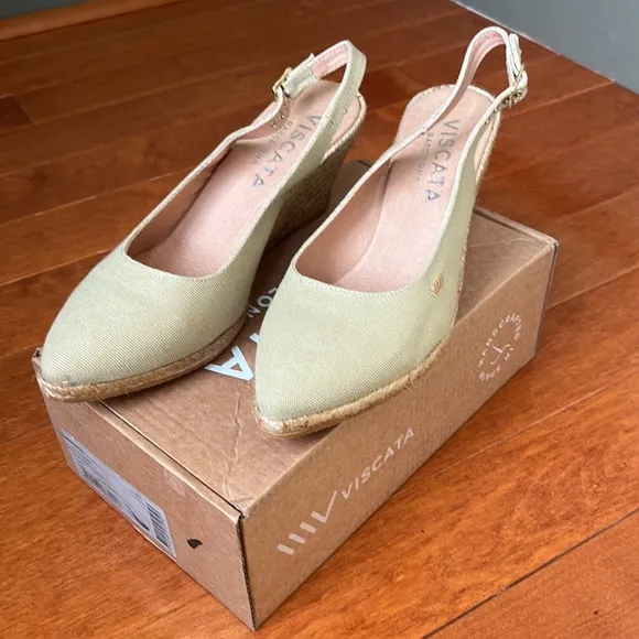 NWB Viscata Palomera  Beige Canvas Slingback Buckle 3&quot; Wedge Heel, Spain