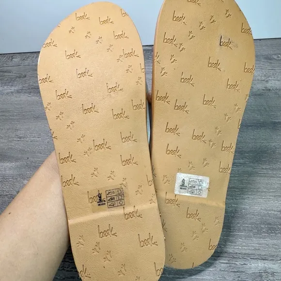 NWD- Beek Seabird Women's handmade white leather sandals size 9 $169-