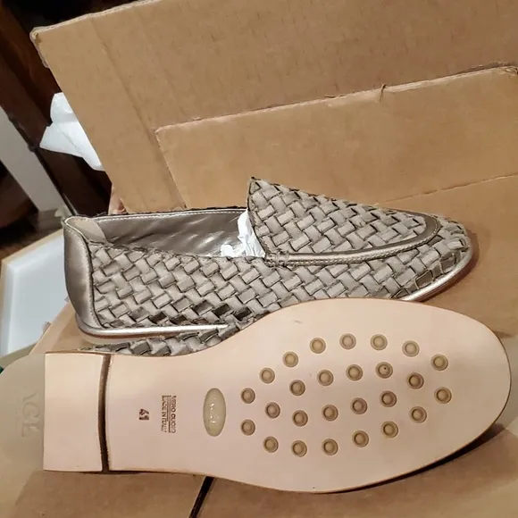 Nwob $390 AGL woven loafers